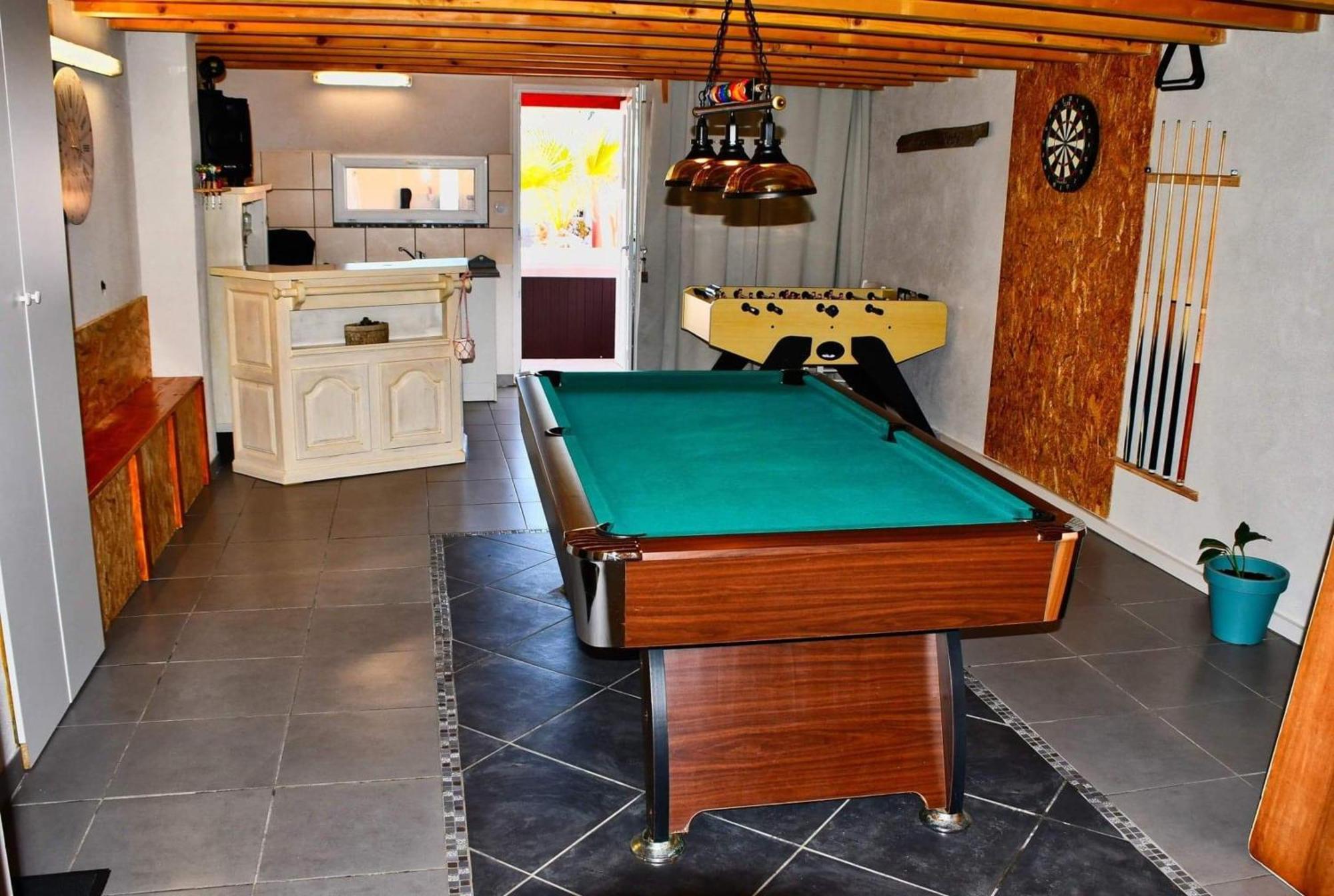 Villa Elegante A Carcassonne Avec Jardin Et Jacuzzi Exterior foto